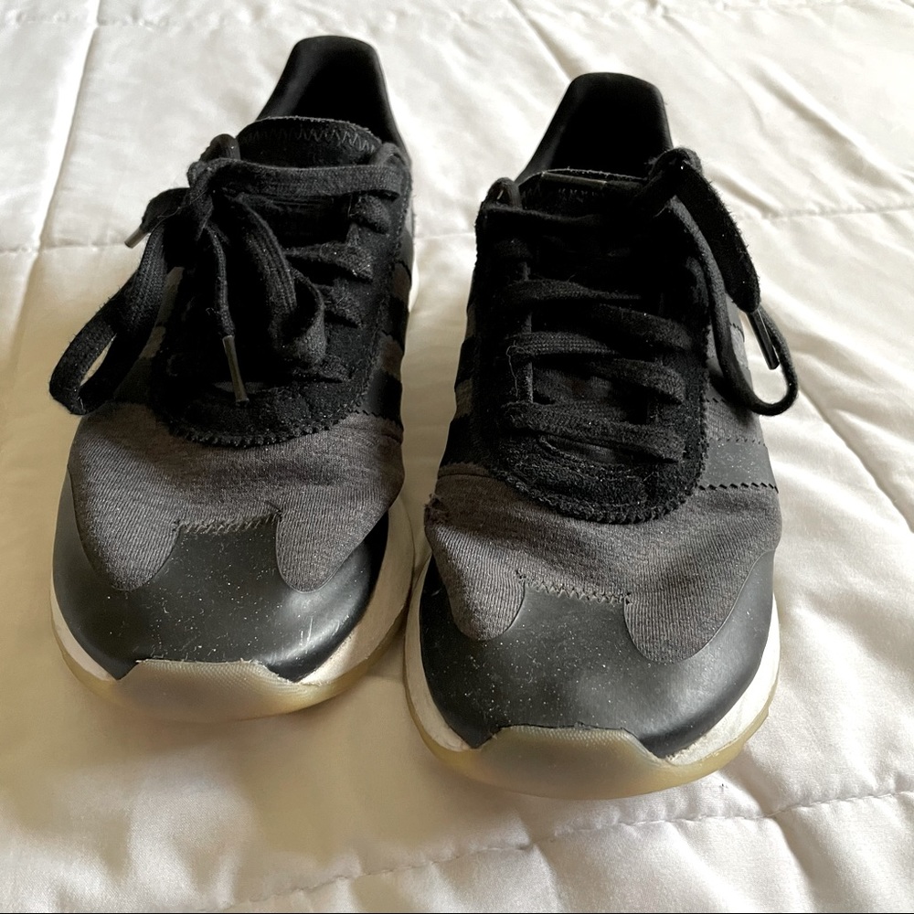 Women Adidas Sneakers